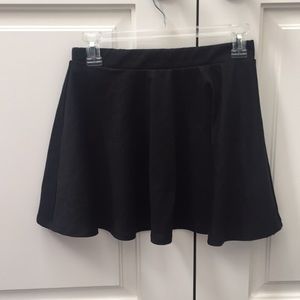black skater skirt